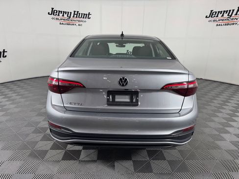 Used 2024 Volkswagen Jetta S FWD image 8