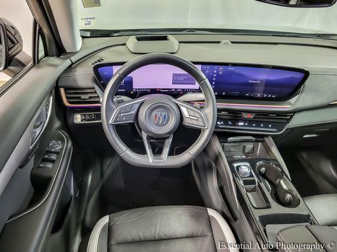 Used 2025 Buick Envision Sport Touring AWD/4WD image 12