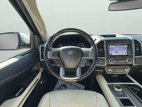 Used 2019 Ford Expedition Max Platinum image 13