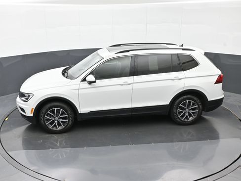 Used 2019 Volkswagen Tiguan SE w/ Panoramic Sunroof Package AWD/4WD image 36