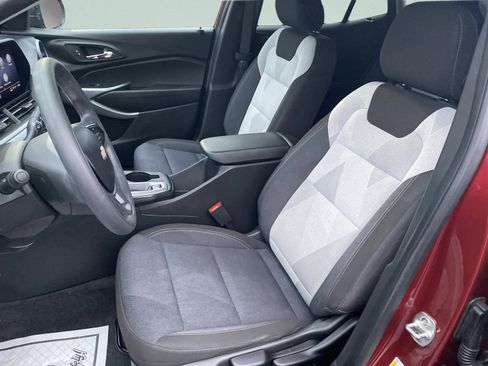 Used 2024 Chevrolet Trax LS w/ Driver Confidence Package image 12