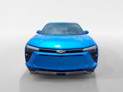 Used 2024 Chevrolet Blazer EV LT AWD/4WD image 8