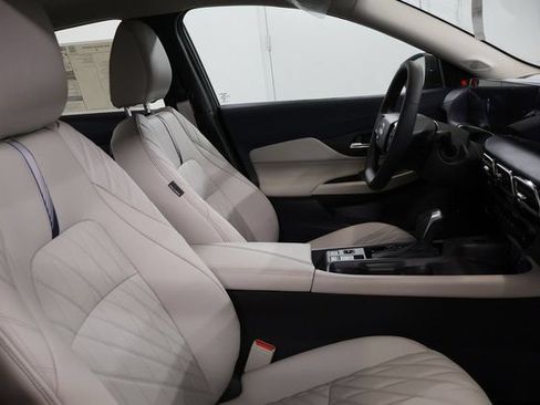 New 2026 Nissan Sentra SL w/ Floor Mat Package FWD image 27