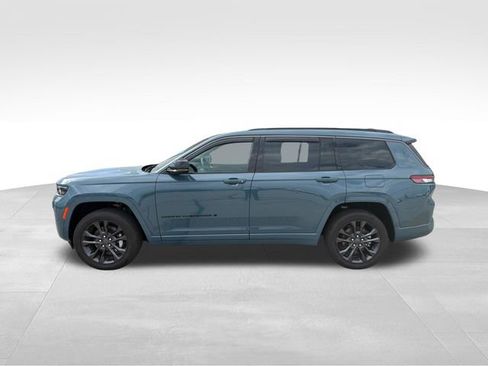 Used 2026 Jeep Grand Cherokee L Limited AWD/4WD image 6