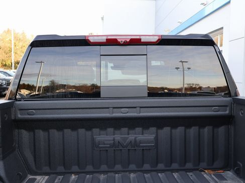 New 2025 GMC Sierra 1500 AT4X image 35