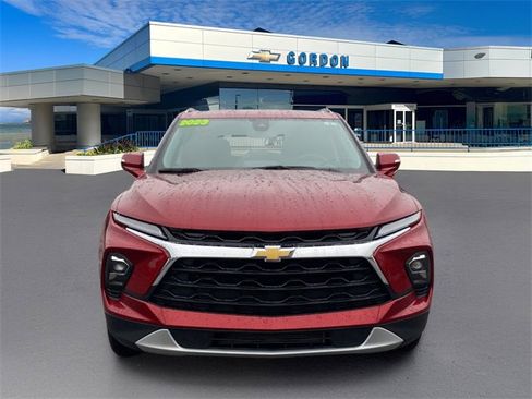 Used 2023 Chevrolet Blazer LT image 2
