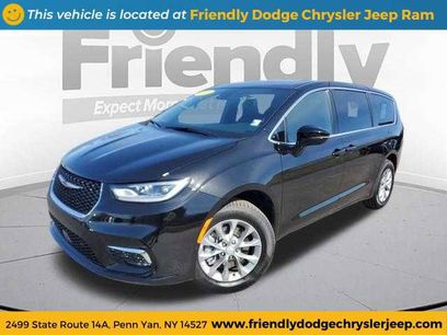 Used 2026 Chrysler Pacifica Limited