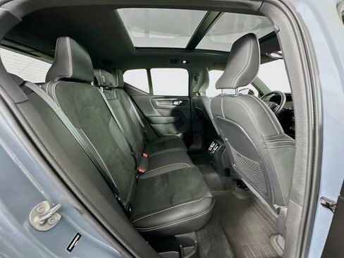 Used 2023 Volvo XC40 Recharge Ultimate w/ Protection Package Premier AWD/4WD image 27