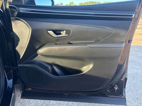 Used 2022 Hyundai Santa Cruz SEL Premium image 9