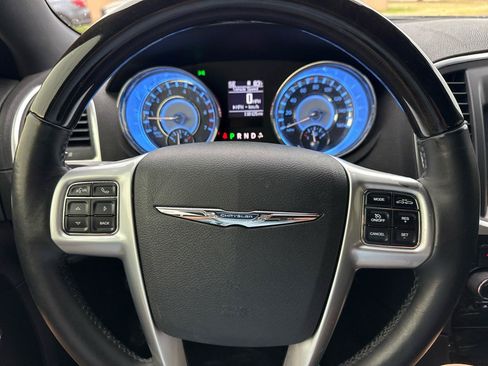 Used 2011 Chrysler 300 C w/ Sound Group RWD image 24