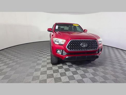 Used 2018 Toyota Tacoma TRD Off-Road AWD/4WD image 50