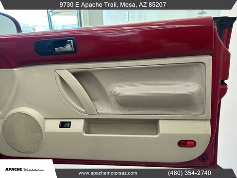 Used 2006 Volkswagen Beetle Convertible w/ Package 1 image 23