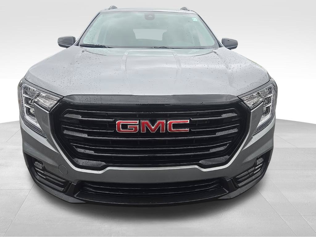 Certified 2024 GMC Terrain SLT w/ Elevation Edition FWD image 8