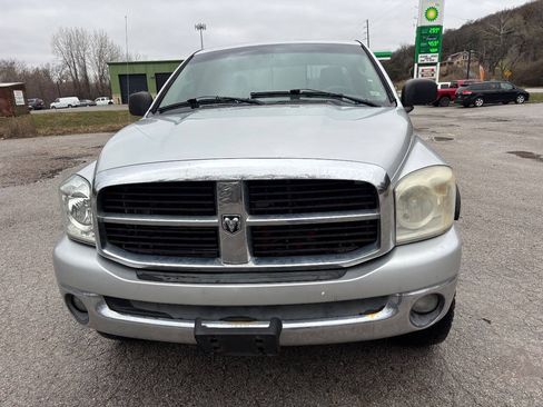Used 2008 Dodge Ram 1500 Truck SLT w/ Trailer Tow Group AWD/4WD image 3