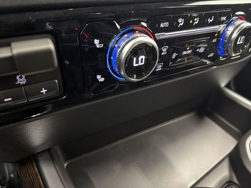 New 2026 GMC Sierra 1500 Elevation w/ Preferred Package AWD/4WD image 31