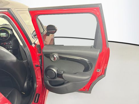 Used 2018 MINI Cooper S FWD image 28