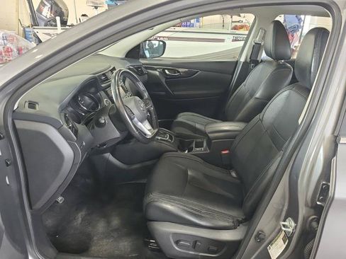 Used 2018 Nissan Rogue Sport SL w/ SL Premium Package AWD/4WD image 7