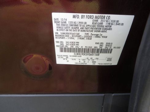 Used 2015 Lincoln MKS AWD w/ Equipment Group 101A image 29