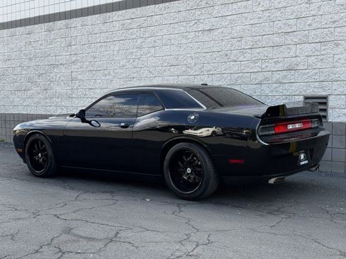Used 2013 Dodge Challenger R/T RWD image 13