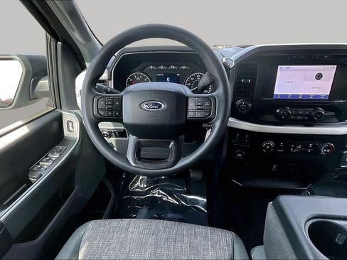 Used 2023 Ford F150 XLT w/ Trailer Tow Package RWD image 5