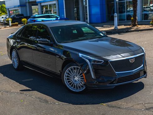 Used 2019 Cadillac CT6 V w/ Driver Assist Package AWD/4WD image 2