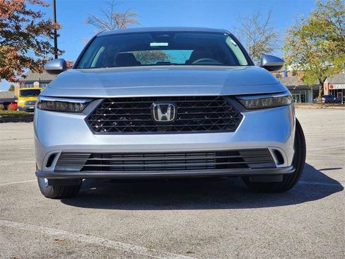 Certified 2024 Honda Accord EX image 9