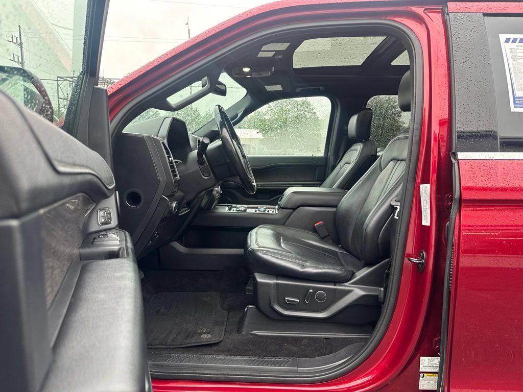 Used 2019 Ford Expedition Limited AWD/4WD image 13