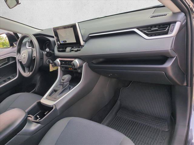 Certified 2025 Toyota RAV4 LE FWD image 21