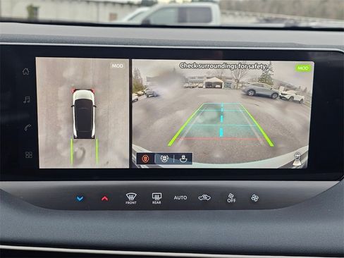 New 2026 Nissan Leaf image 13