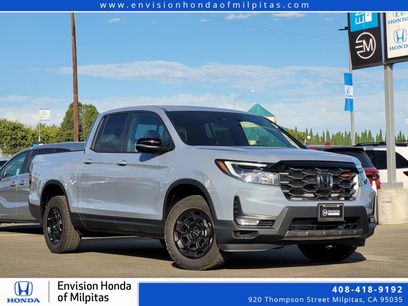 New 2025 Honda Ridgeline TrailSport+