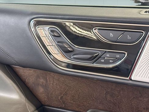 Certified 2022 Lincoln Navigator Black Label AWD/4WD image 14