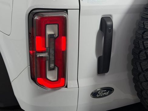 Used 2024 Ford Bronco Wildtrak AWD/4WD image 14