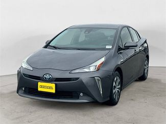 Used 2019 Toyota Prius LE image 1