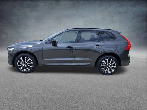 Certified 2025 Volvo XC60 B5 Plus AWD/4WD image 5