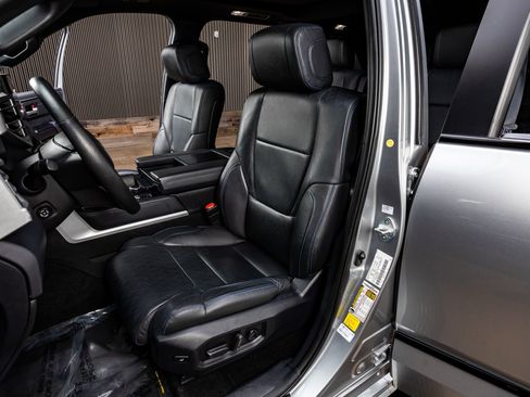 Used 2024 Toyota Sequoia Platinum image 30