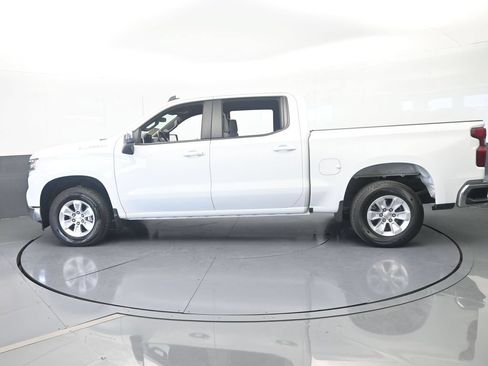 Used 2025 Chevrolet Silverado 1500 LT RWD image 3