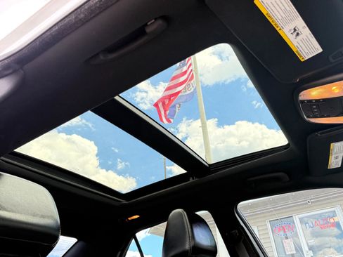 Used 2013 Chrysler 300 S image 46