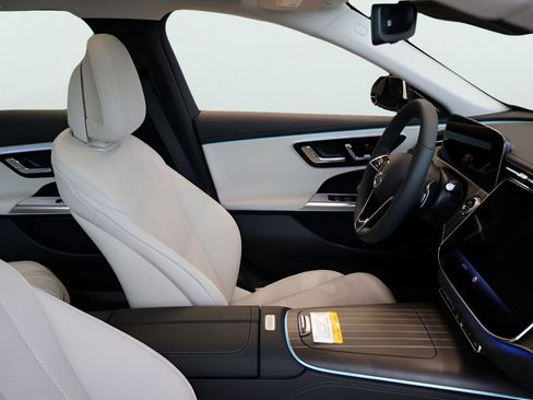 New 2026 Mercedes-Benz E 450 4MATIC All-Terrain Wagon image 10