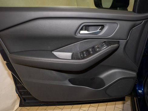 New 2026 Nissan Rogue SV image 13