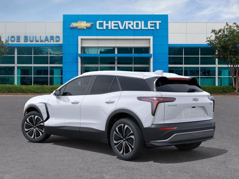 New 2025 Chevrolet Blazer EV LT image 42