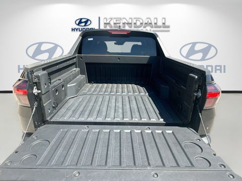 Used 2024 Hyundai Santa Cruz SE FWD image 23