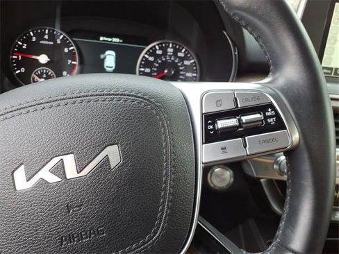 Used 2022 Kia Telluride SX image 11