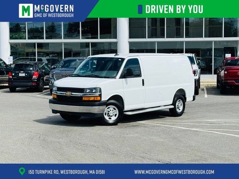 Used 2025 Chevrolet Express 2500 w/ Driver Convenience Package RWD image 1