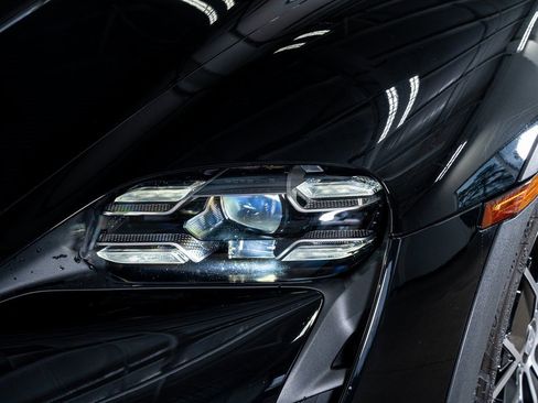 Used 2024 Porsche Taycan 4S w/ Premium Package image 13