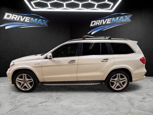 Used 2016 Mercedes-Benz GL 550 4MATIC image 8