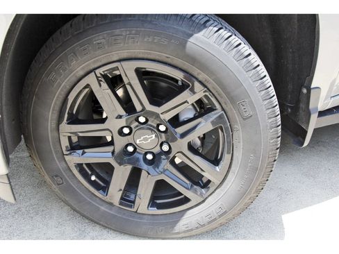 Used 2024 Chevrolet Silverado 1500 Custom w/ LPO, Dark Essentials Package AWD/4WD image 26