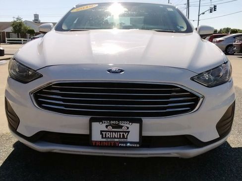 Used 2019 Ford Fusion SE FWD image 6