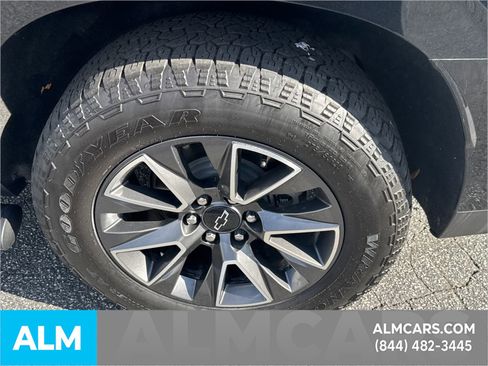 Used 2023 Chevrolet Tahoe Z71 w/ Z71 Off-Road Package image 26