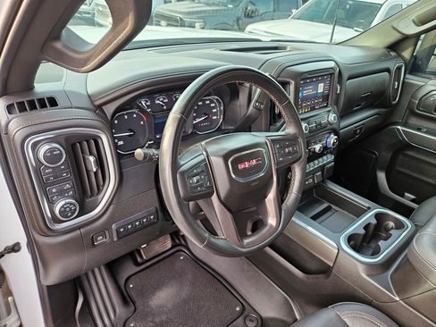 Used 2023 GMC Sierra 2500 AT4 AWD/4WD image 16
