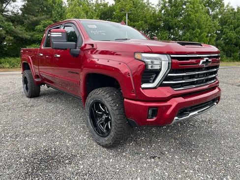 New 2025 Chevrolet Silverado 2500 LTZ w/ LTZ Premium Package AWD/4WD image 1